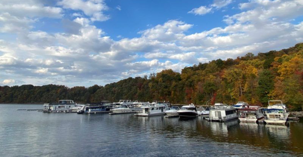 Pennsylvanias Secret Lake That Feels Like Your Own Private Paradise - Decor Hint