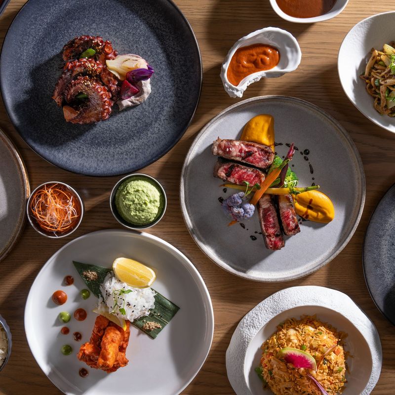 13 Retro Diners Across Nevada Serving Up Comfort Food Just Like The Good Old Days - Decor Hint Black & Blue Diner