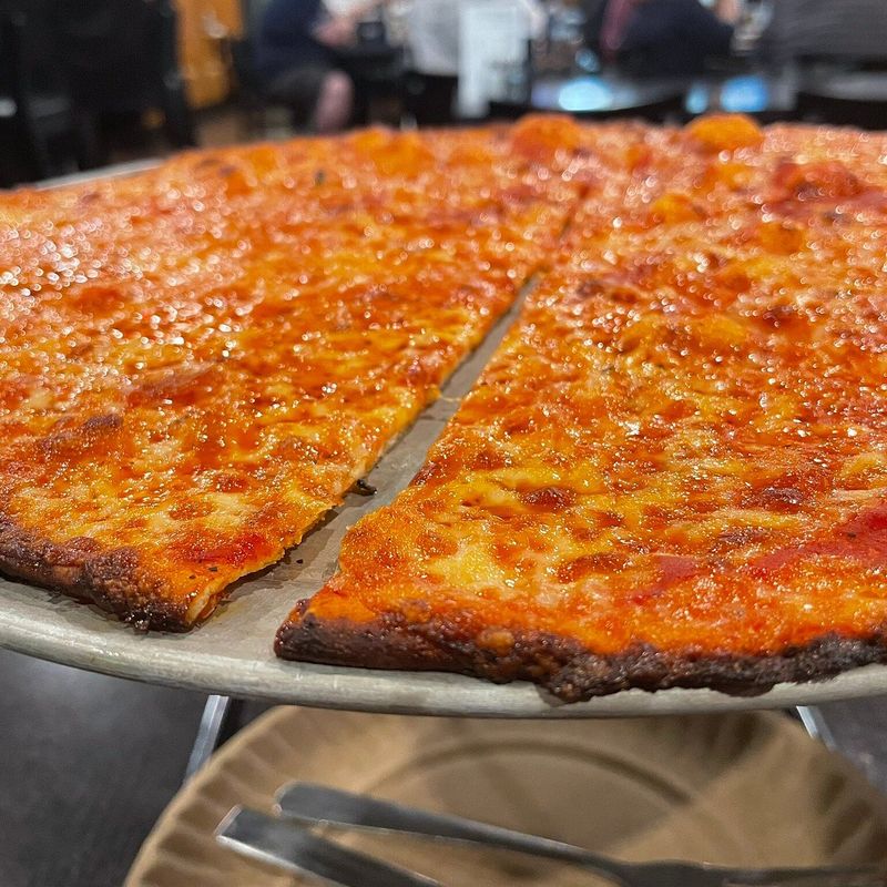 Why Everyone's Driving To This Classic New Jersey Pizza Joint - Decor Hint Rave Reviews That Keep Coming