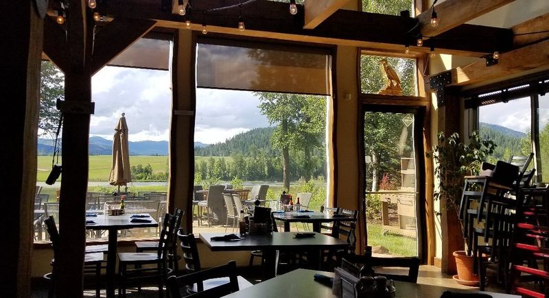 The Blue Heron Café