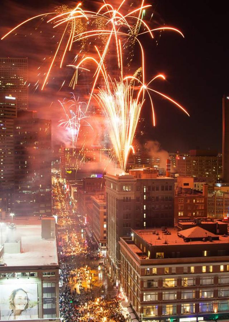 Denver's Downtown Mile High Show