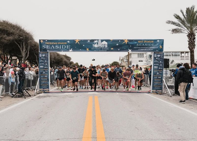 Seaside, Florida's Beaches Sparkle With Holiday Magic This Winter - Decor Hint Seaside School Half Marathon + 5K