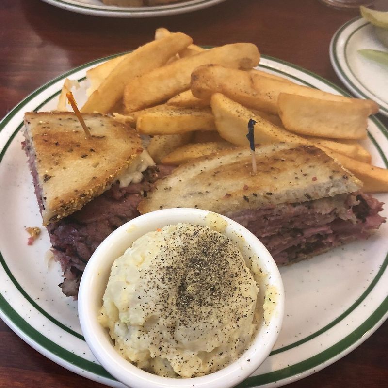 Brent's Deli - Northridge