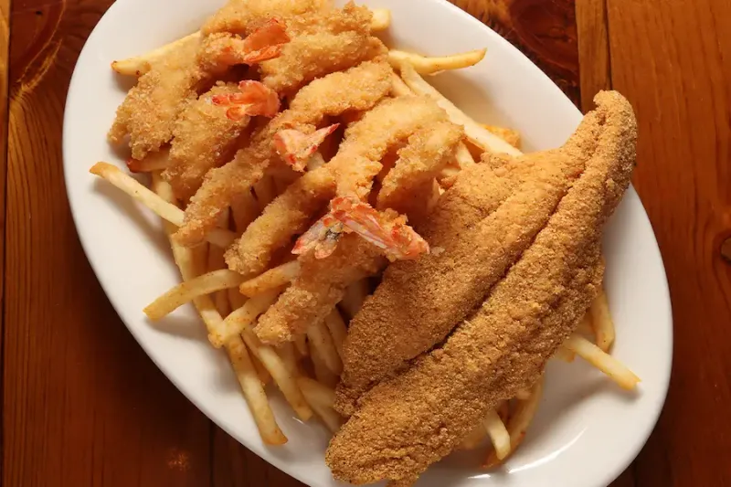 18 Fish Fry Hotspots Across Texas That Bring The Southern Flavor - Decor Hint Boudreaux's Cajun Kitchen in San Antonio