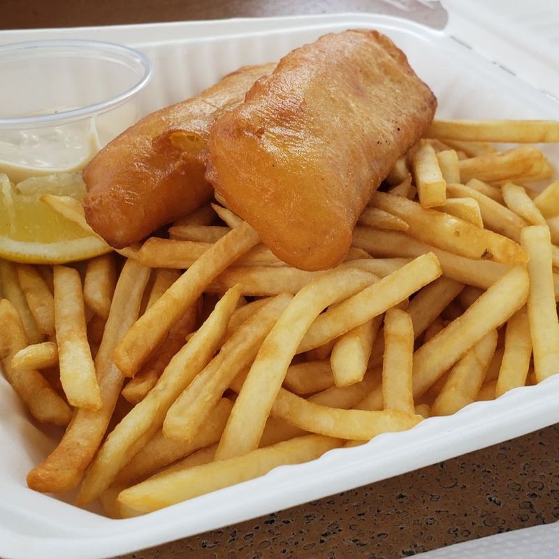 16 California Seafood Shacks Right On The Coast With Views Worth The Drive - Decor Hint Stearns Wharf Fish & Chips