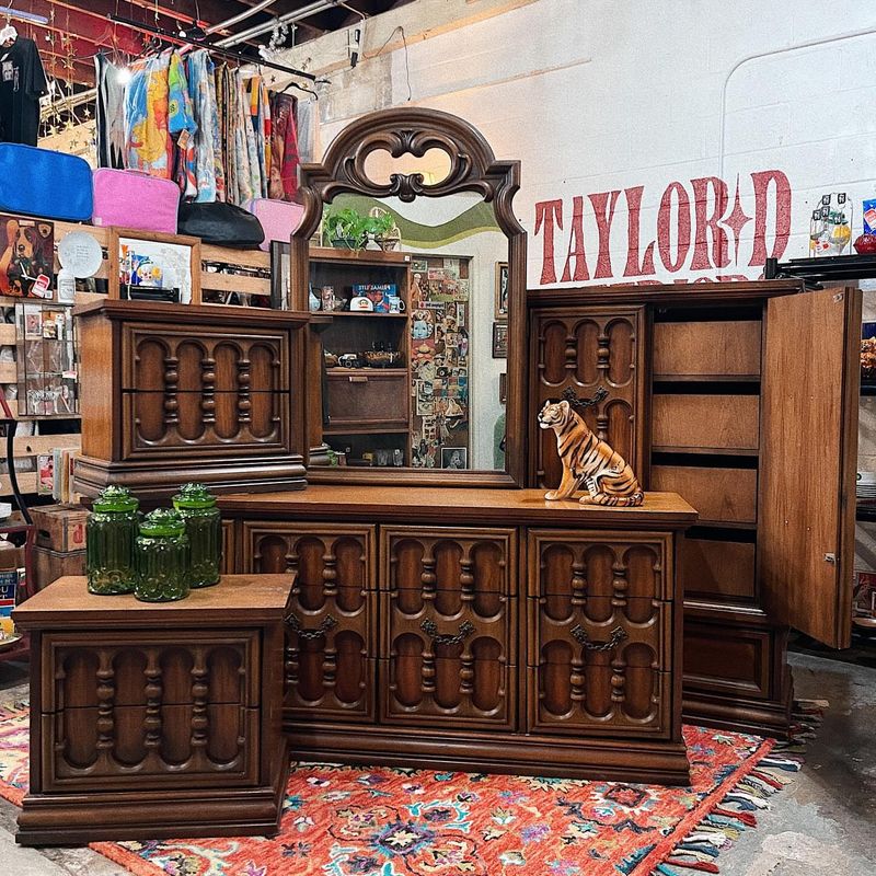 Mediterranean-Style Bedroom Sets