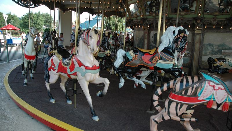 Exploring Michigan's Most Eerie Abandoned Parks - Decor Hint Lake Lansing Amusement Park, Ingham County