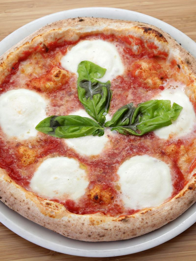 Arizona Pizza Gems Where The Dough Still Follows Old-World Methods - Decor Hint Pomo Pizzeria Napoletana