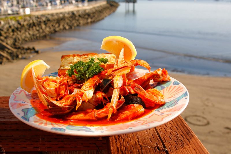 Barbara's Fishtrap – Half Moon Bay