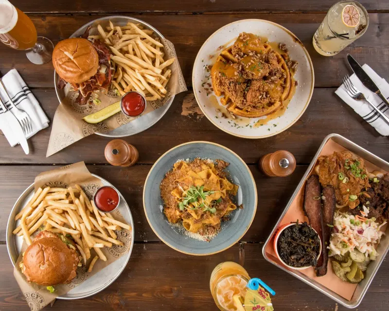 These 15 Hole-In-The-Wall Iowa Eateries Are Small But Mighty - Decor Hint Smitty's Tenderloin Shop – Des Moines