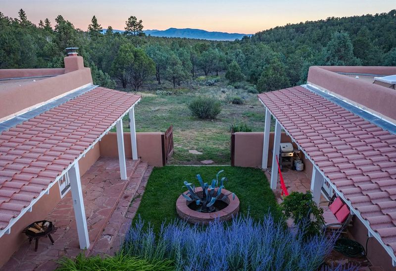 11 New Mexico House Styles Forecasted To Decline In Demand By 2030 - Decor Hint Territorial Style Haciendas