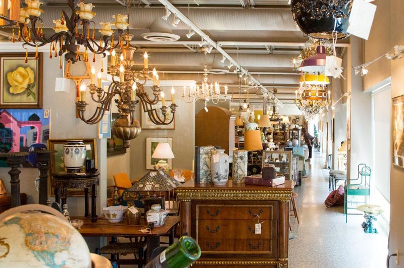 Bargain Hunters Flock To This Huge Ohio Thrift For Unique Furniture - Decor Hint 20 Premier Antique Dealers Under One Roof