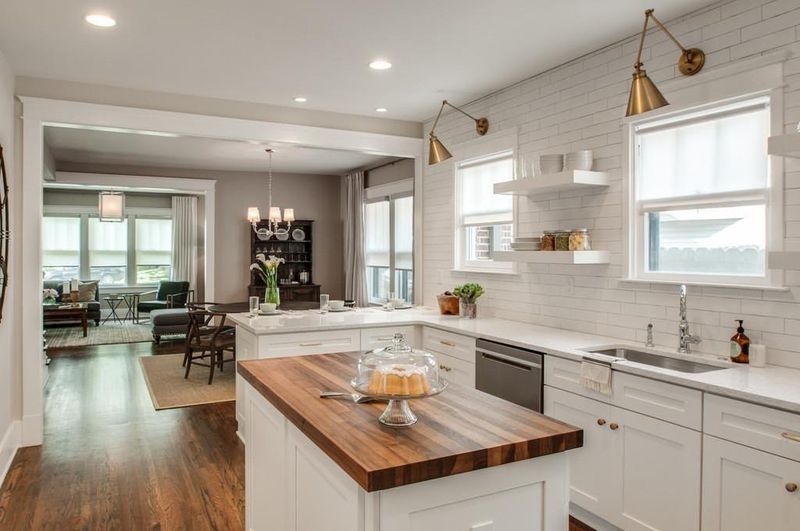 Avoid These 9 Common Mistakes In Wisconsin Kitchens, And Try These 9 Stylish Alternatives - Decor Hint Quartz Or Butcher Block Countertops