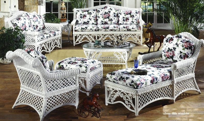 Vintage Inspired Florida Home Trends Millennials Are Loving Again - Decor Hint Victorian Wicker Furniture