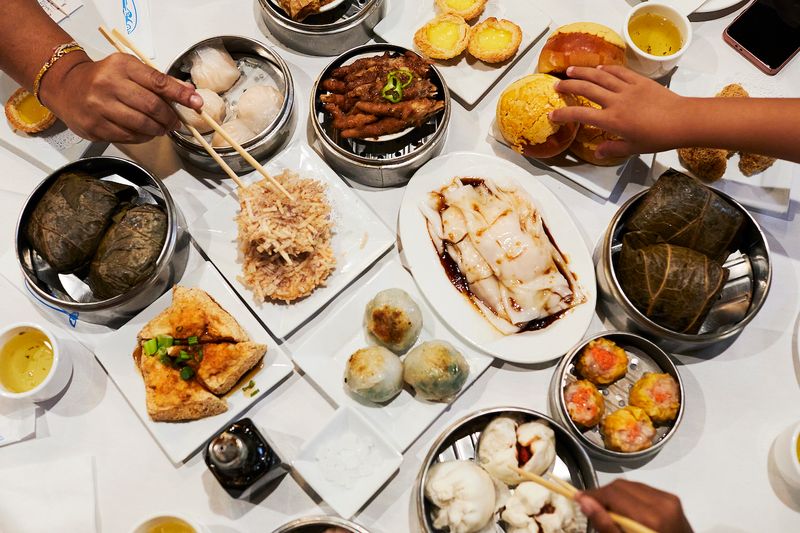 Must Try Seafood Buffets Across New York Where Every Bite Tastes Like The Coast - Decor Hint Dynasty Seafood Restaurant in Chinatown