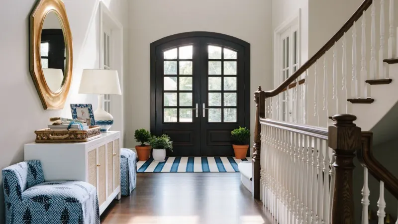 Using Outdated Or Mismatched Decor