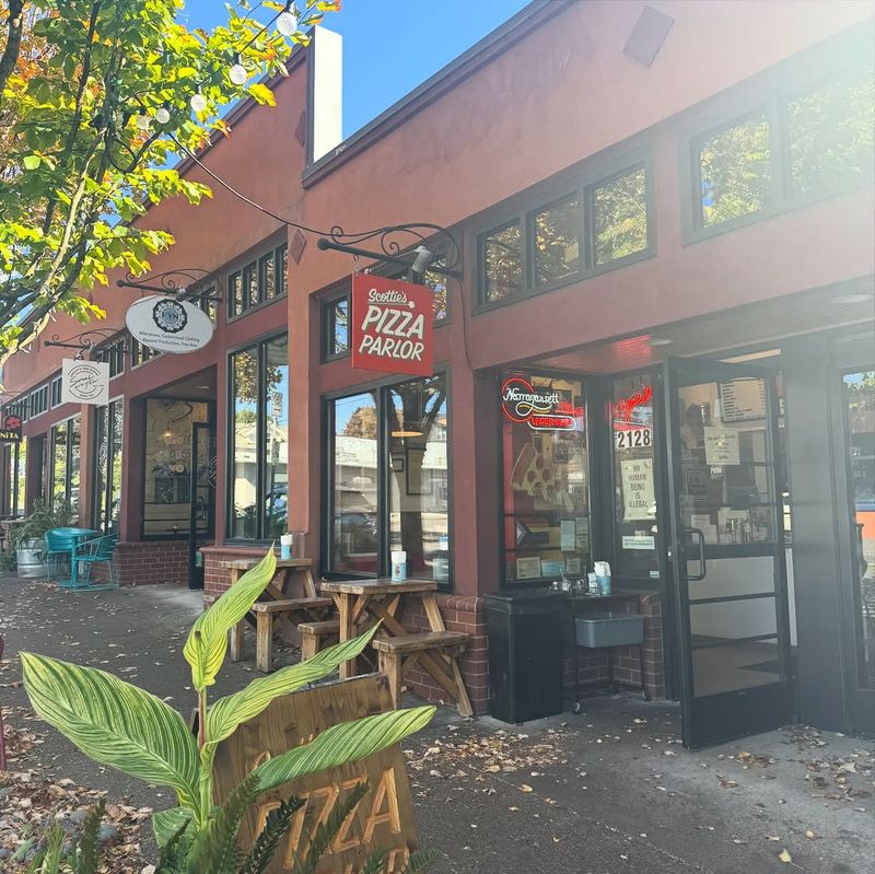 Scottie's Pizza Parlor