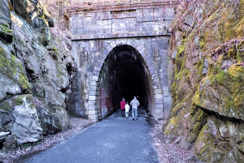 Virginia's Most Unique Tunnel Comes With A Fascinating History - Decor Hint Gateway To Outdoor Adventures