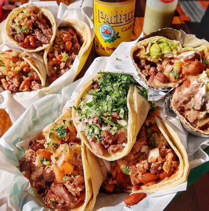 California Taco Spots Locals Can't Stop Craving - Decor Hint La Taqueria