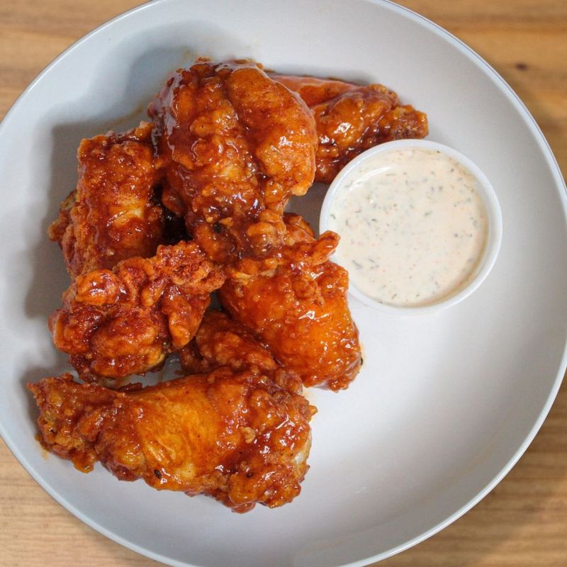 18 New York Restaurants Where Fried Chicken Still Tastes Like Grandma Made It - Decor Hint Milk River