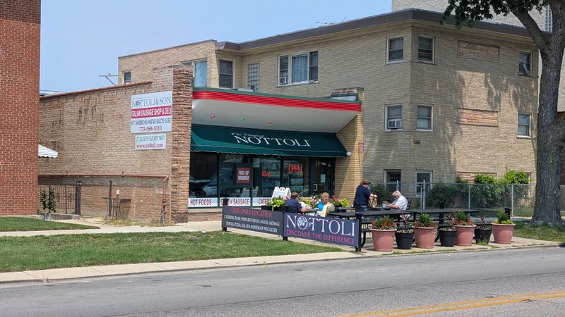 Nottoli & Son Italian Deli – Chicago, IL