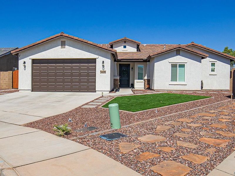 Arizona Real Estate Market Shifts As Prices Fall In Major Areas - Decor Hint Mid-Price Single-Family Homes