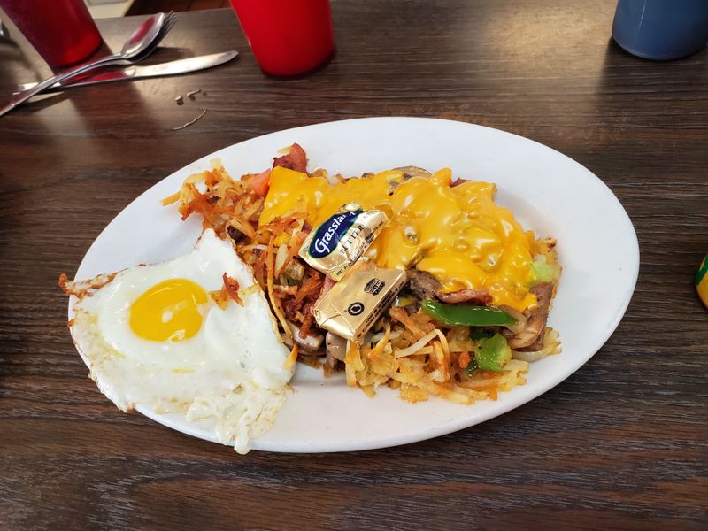 12 Small-Town Minnesota Breakfast Spots Worth A Road Trip - Decor Hint The Barn Diner