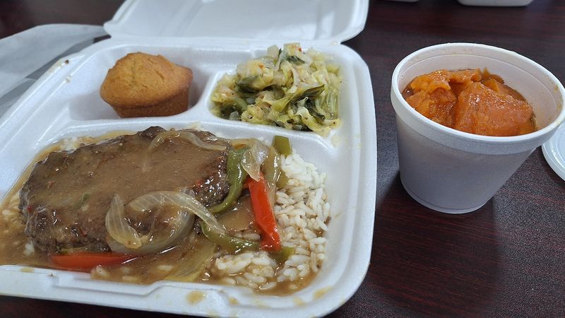 Mary's Southern Cooking, Mobile's Quarter-Century Favorite