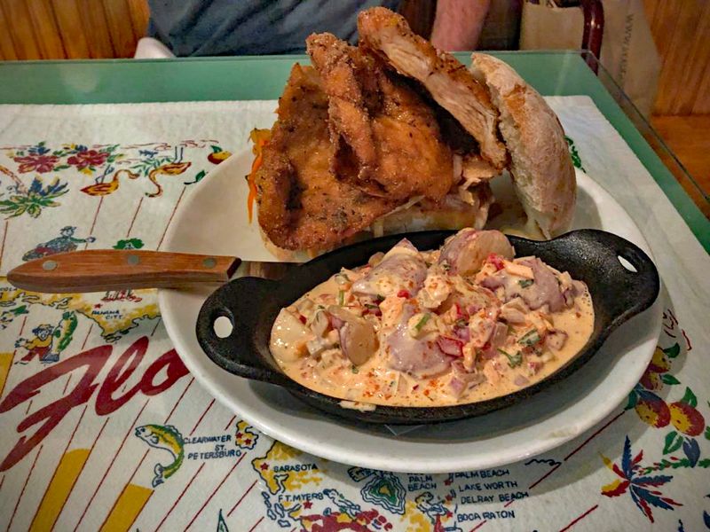 Florida Restaurants So Good, People Wait Hours For A Table - Decor Hint The Floridian