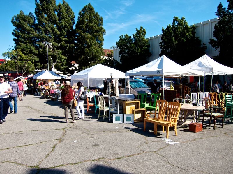 18 Must Visit California Markets For Furniture Collectors And Mid Century Enthusiasts - Decor Hint Melrose Trading Post