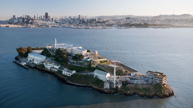 18 California Spots Locals Try To Avoid - Decor Hint Alcatraz Island