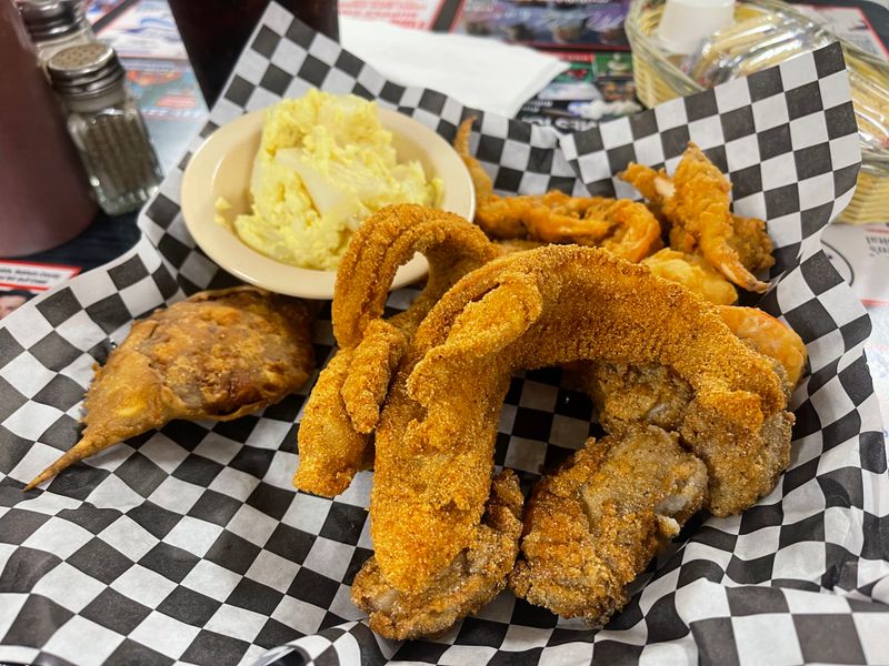 Lighthouse Restaurant, Irvington