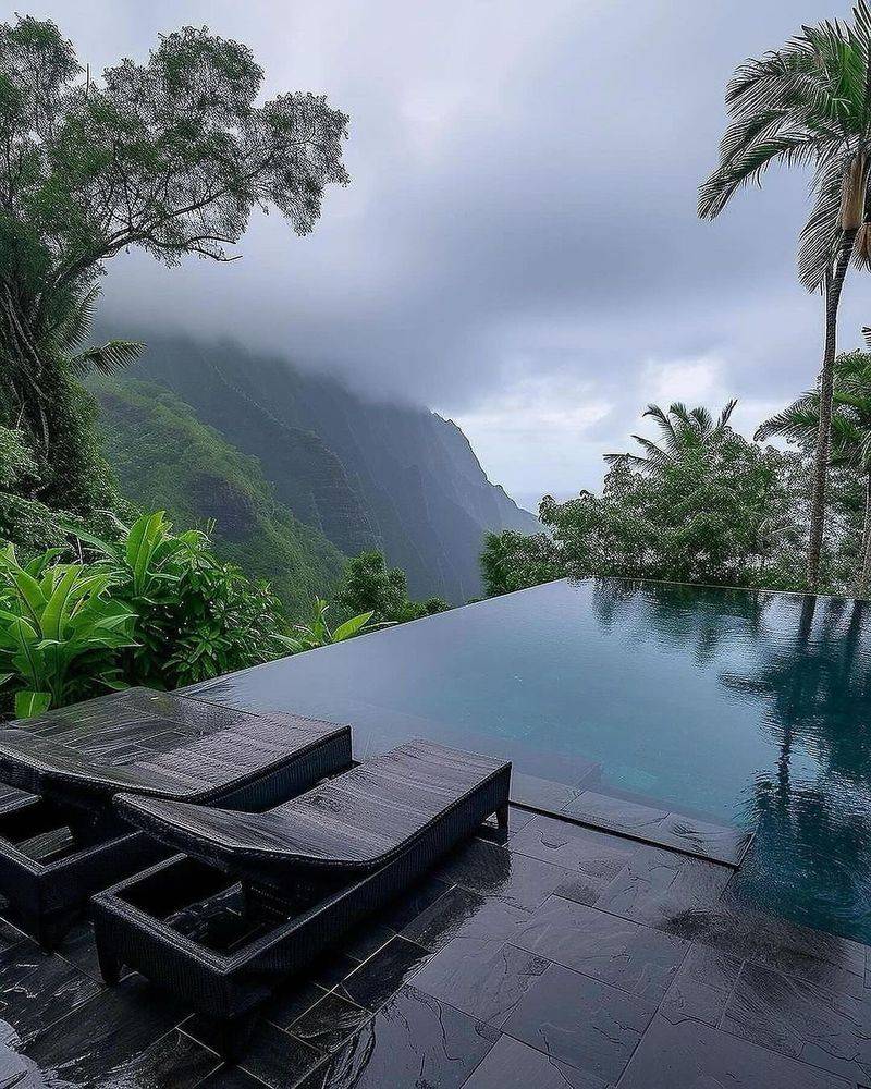 Luxury Cliffside Villa With Infinity Pool