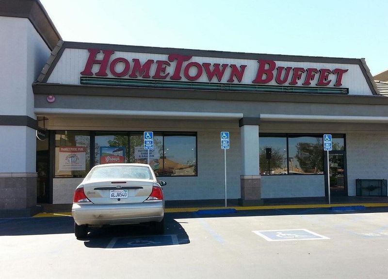 6 Tennessee Buffets To Avoid And 6 You Should Definitely Try - Decor Hint Hometown Buffet - Chattanooga (Avoid)
