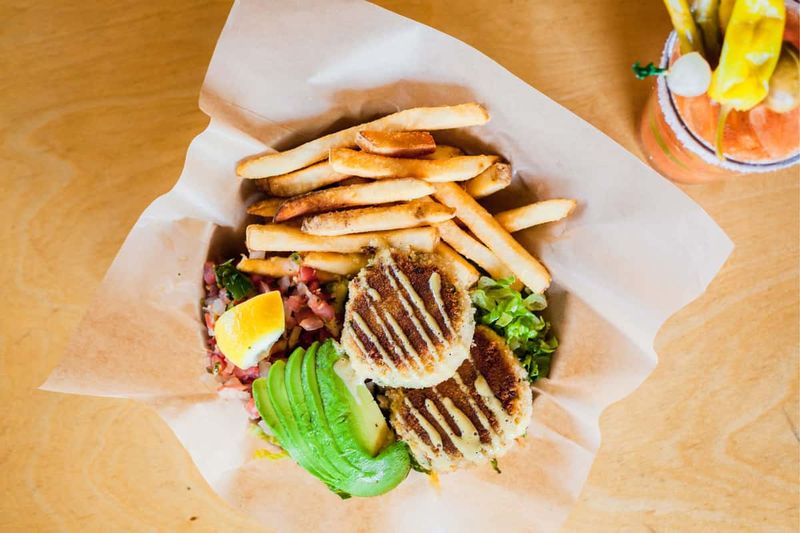 Famous Crab Cakes With Minimal Filler