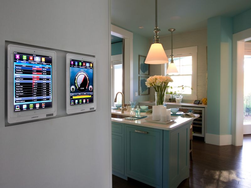 These 12 Home Types Are Set To Rise In Price By The End Of 2025 - Decor Hint Smart Homes with Integrated Technology