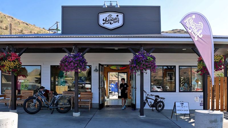 Scenic Washington Lakeside Dining Spots Perfect For Any Food Lover - Decor Hint Surfside Tacos At Lakeside Surf