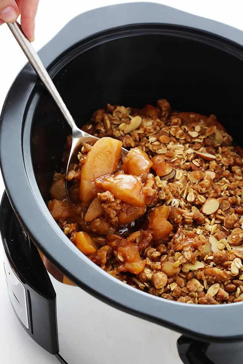 Slow Cooker Apple Crisp