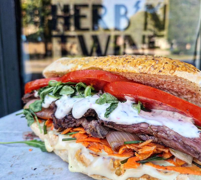 Herb 'n Twine, Cleveland