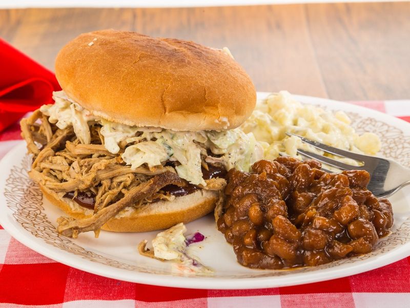 Short Sugar's Pit Bar-B-Q