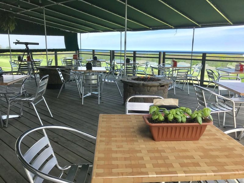 Minnesota Restaurants Bringing A Taste Of The Shoreline Up North - Decor Hint Harbor View Grille