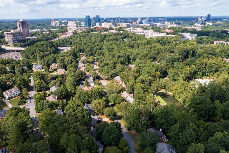 16 Georgia Dream Suburbs Ranked With An Atlanta-Area Gem At Number One - Decor Hint Sandy Springs