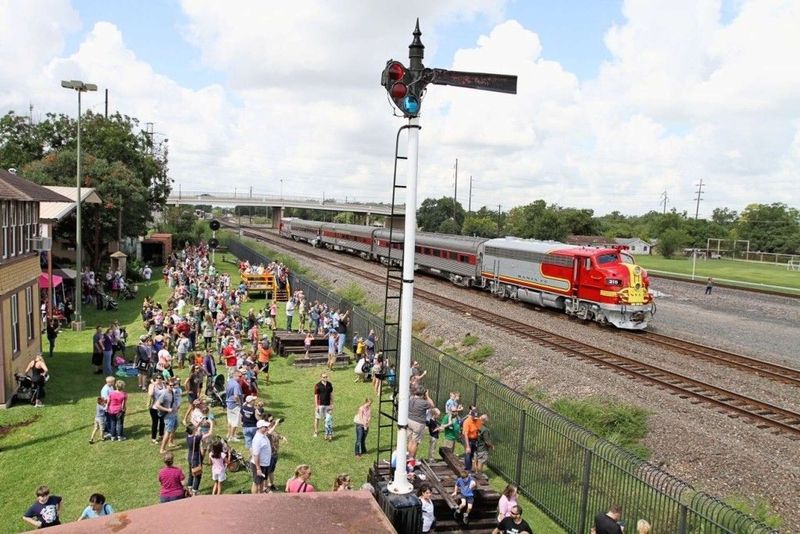 10 Texas Train Rides Perfect For A Relaxed Day Trip - Decor Hint Rosenberg Railroad Museum Rides