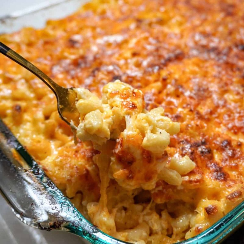 Must-Try Thanksgiving Dishes In Georgia With That Comforting Southern Touch - Decor Hint Southern Baked Mac and Cheese