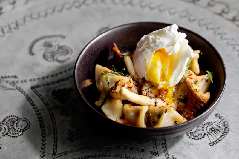 15 Dessert Destinations In Massachusetts Worth Visiting This Thanksgiving - Decor Hint Sarma - Somerville