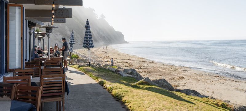 The Boathouse at Hendry's Beach - Santa Barbara