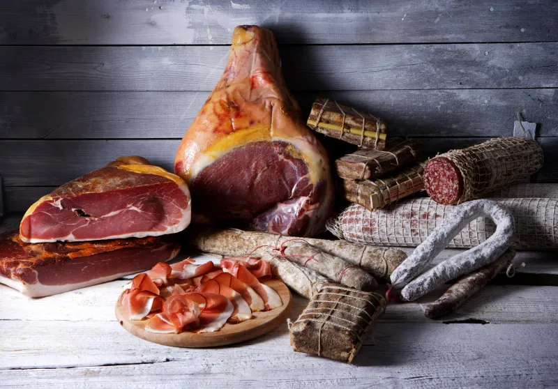 18 Washington DC Grocery Stores Known For Premium Meat And Urban Gourmet Flavor - Decor Hint Arrowine & Cheese