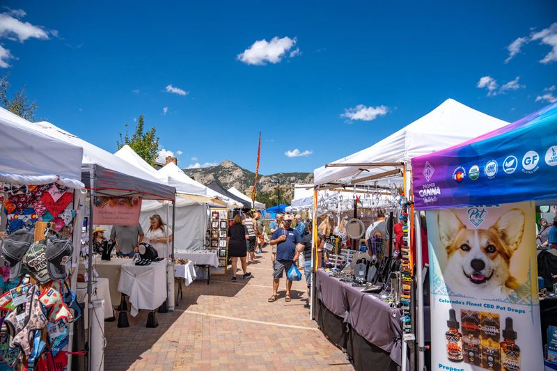 18 Colorado Artisan Markets That Celebrate Mountain Creativity - Decor Hint Estes Park Art Market