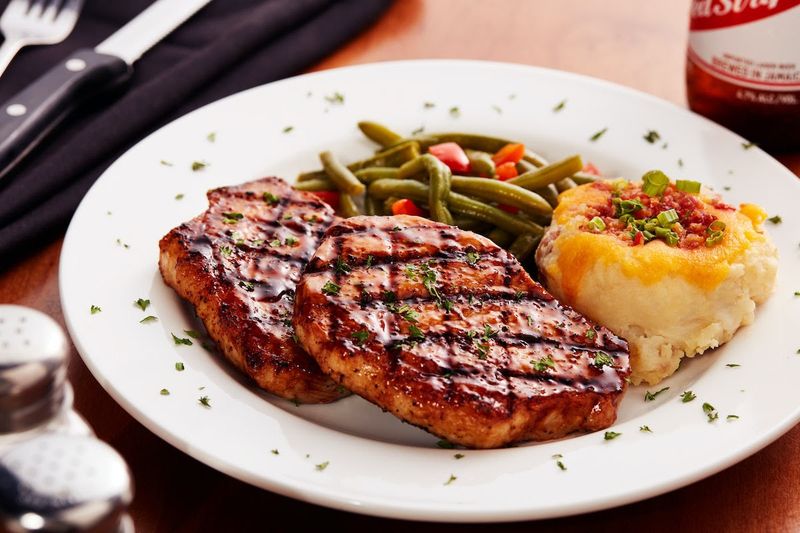 Where To Find Nostalgic Chicken-Fried Steaks Across Missouri - Decor Hint Big Whiskey's American Restaurant & Bar In Springfield