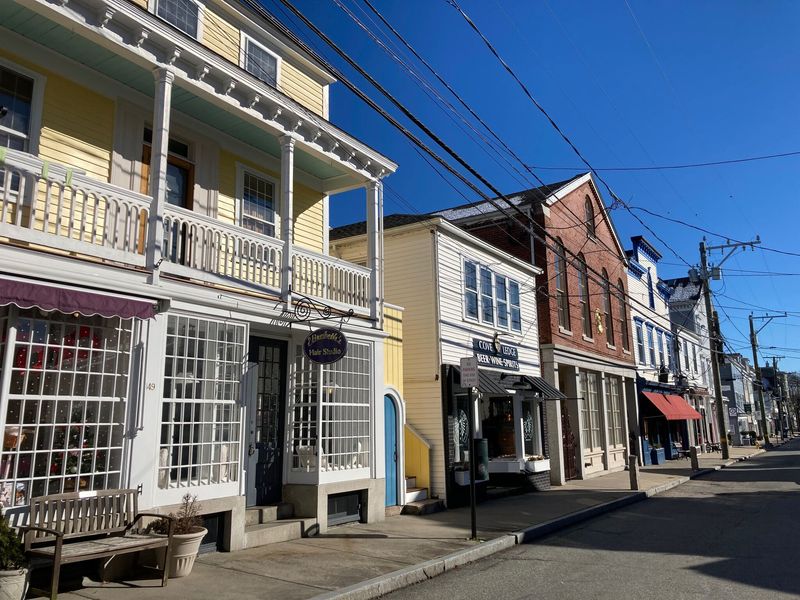 Beautiful Spots That Prove This Connecticut Coastal Town Is A True Hidden Treasure - Decor Hint Water Street Shops and Galleries